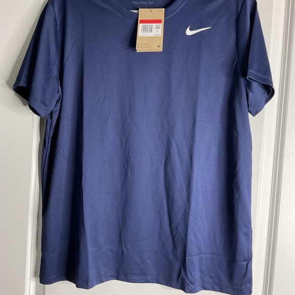 Nike Dri Fit Tee Size Large - Picture 2 of 4